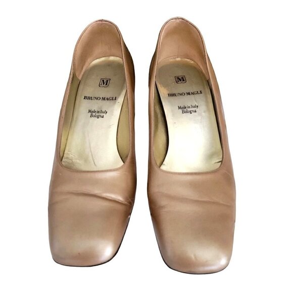 Bruno Magli Gold  Leather Women's Square Toe Pumps  Size 7 B - Picture 1 of 11